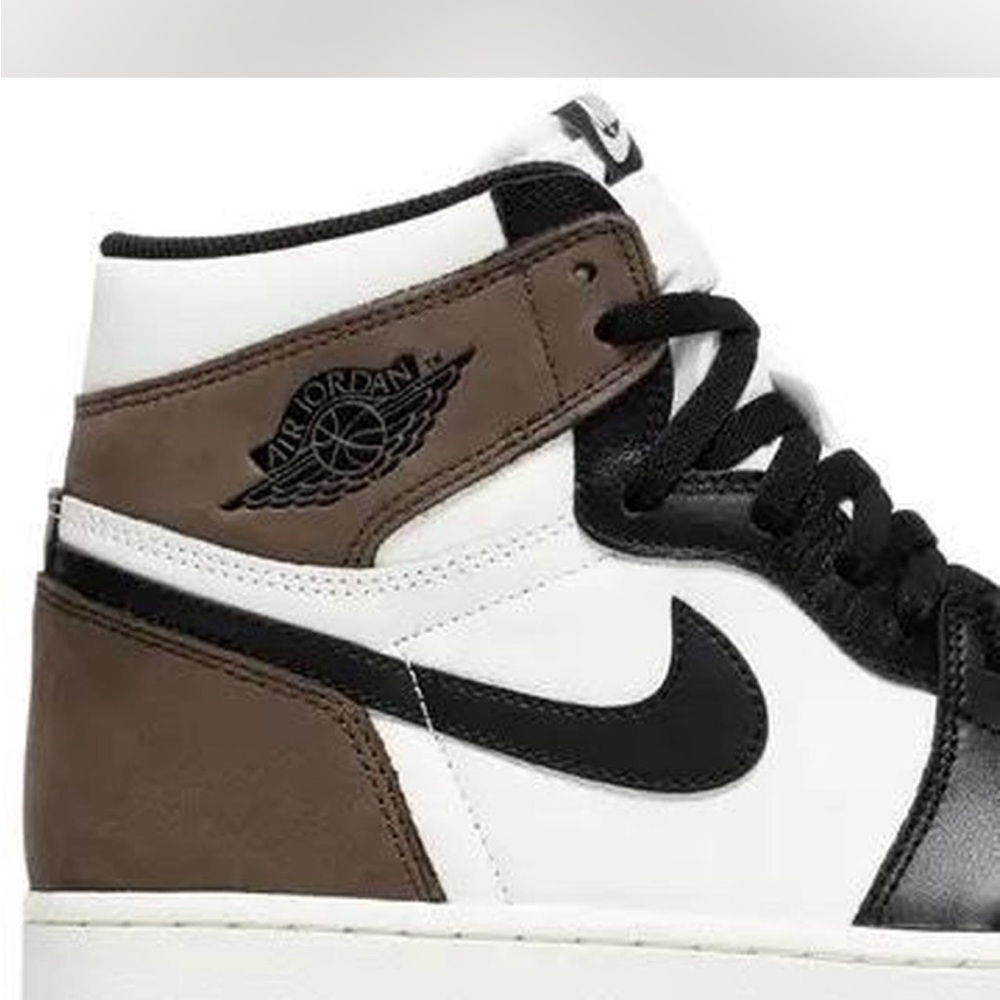 Jordan Women's Sneakers Black White Brown